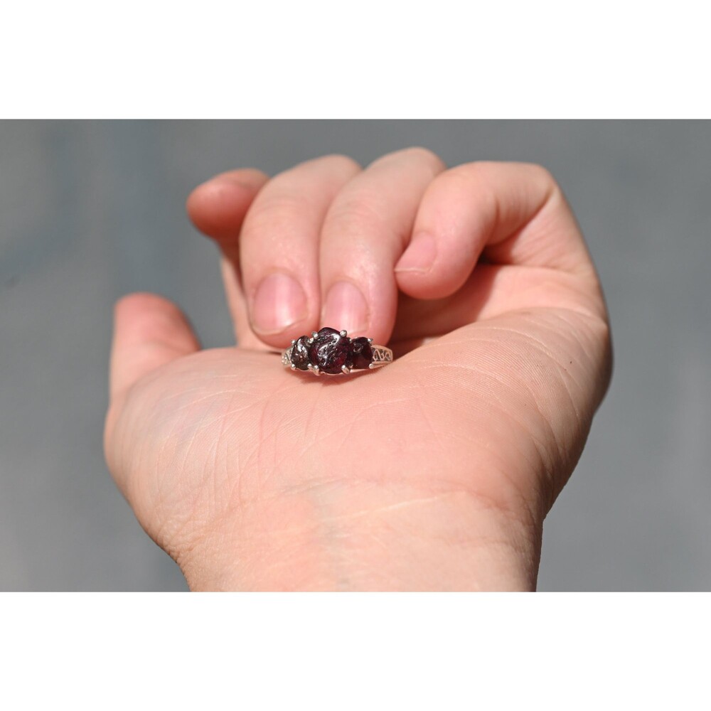 Raw Garnet engagement ring, organic Rough Wedding Ring, Dainty Boho, Avello Grad